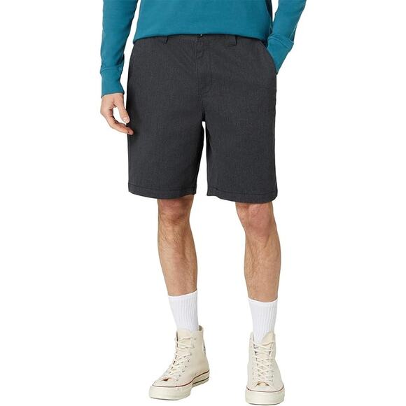 Billabong Men's Carter Relaxed Fit Black Straight leg Shorts - Picture 1 of 8